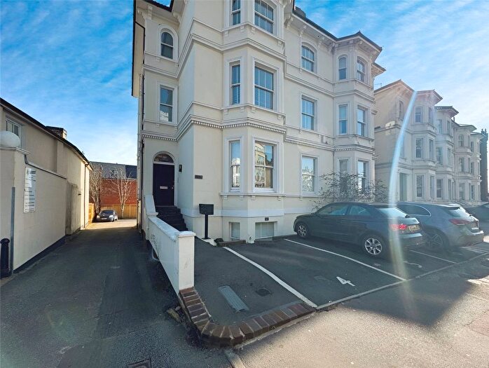 1 Bedroom Flat To Rent In St. Johns Road, Tunbridge Wells, Kent, TN4