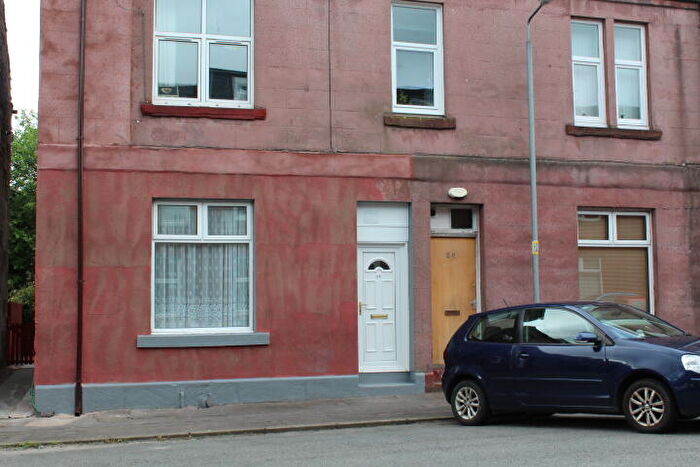 1 Bedroom Flat To Rent In King Edward Street, Alexandria, G83