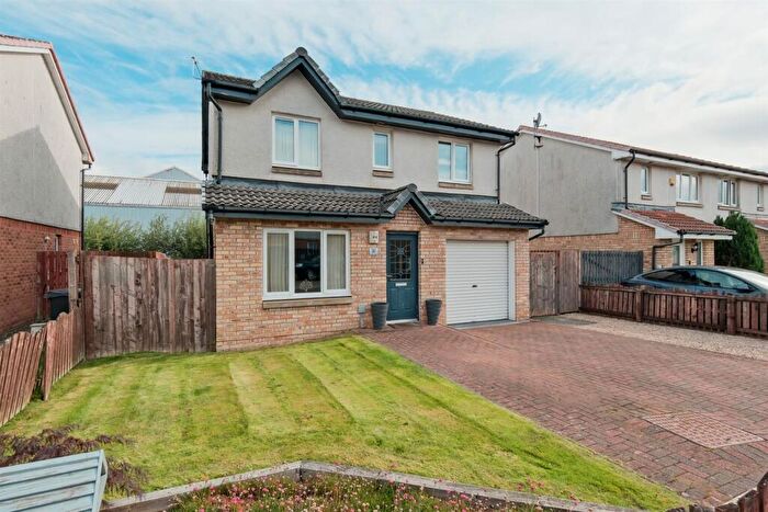 4 Bedroom Detached House For Sale In Bluebell Wynd, Wishaw, ML2