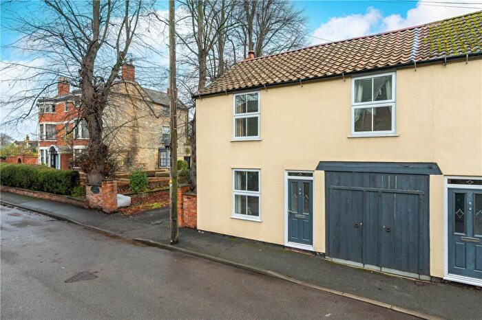 4 Bedroom End Of Terrace House For Sale In Eastgate, Bourne, Lincolnshire, PE10
