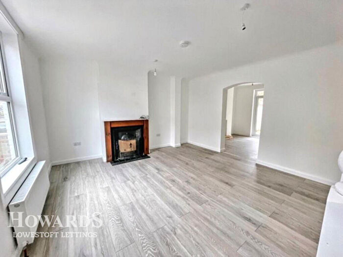 3 Bedroom Terraced House To Rent In Cathcart Street, Lowestoft, NR32