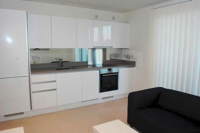 Studio To Rent In Binnacle House, Wapping Lane, Wapping, E1W