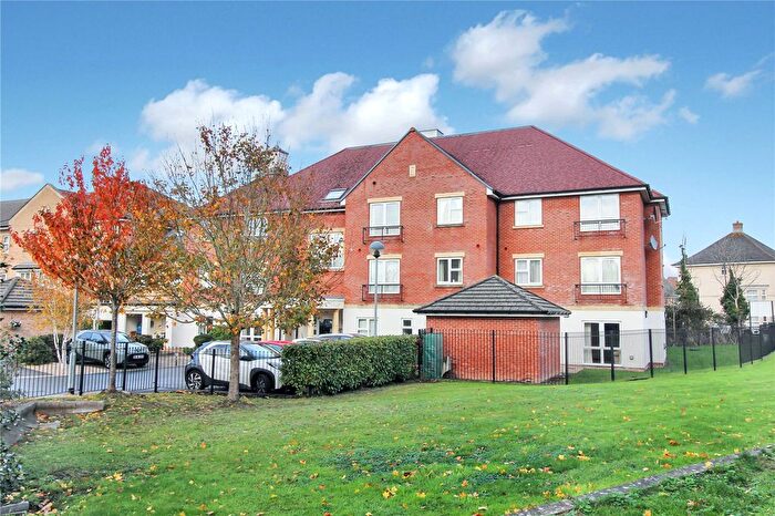 1 Bedroom Flat For Sale In Guernsey Lane, Swindon, Wiltshire, SN25
