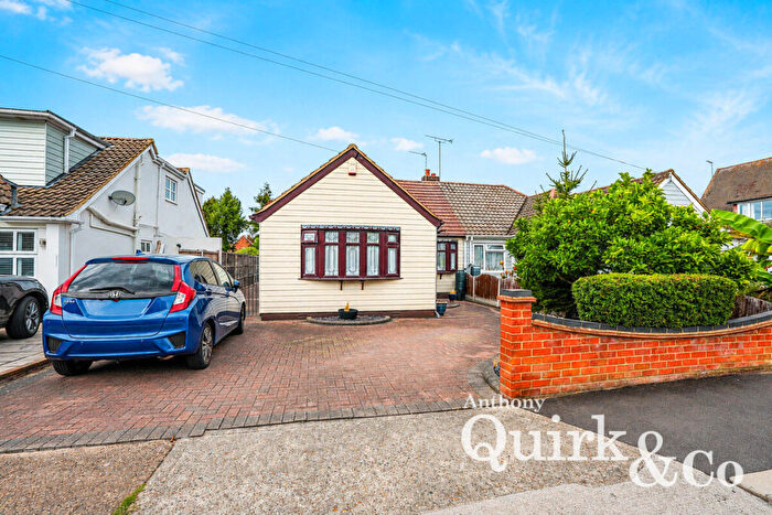 3 Bedroom Semi-Detached Bungalow For Sale In Kings Park, Benfleet, SS7