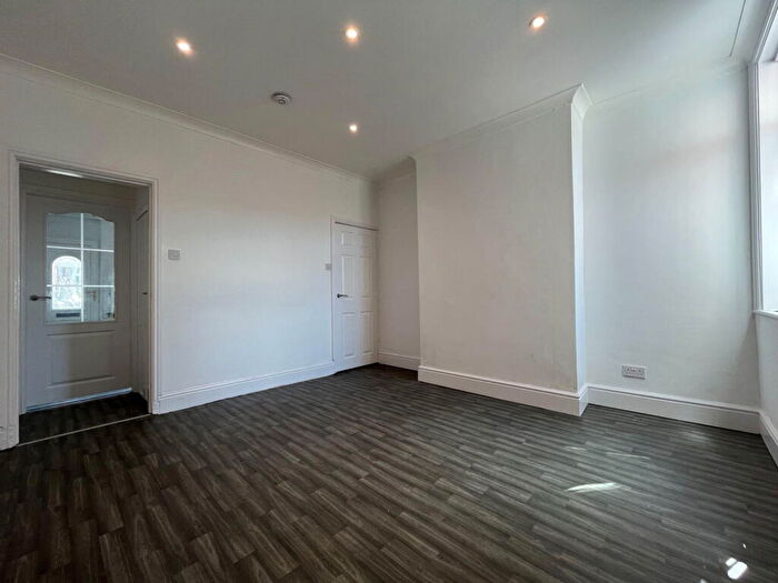 2 Bedroom Terraced House To Rent In Drake Street, Gainsborough, DN21