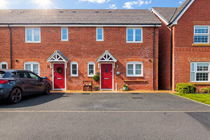 3 Bedroom End Of Terrace House For Sale In Lennard Close, Ullesthorpe, LE17