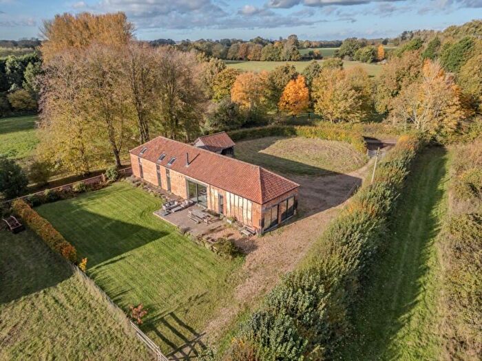 4 Bedroom Barn Conversion For Sale In Kerdiston, Norwich, NR10