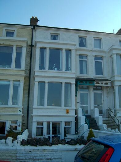 1 Bedroom Flat To Rent In Sandylands Promenade, Morecambe, LA3