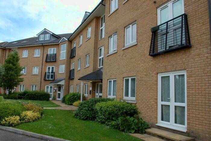 2 Bedroom Flat To Rent In Bloyes Mews, Clarendon Way, Colchester, CO1