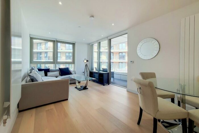 2 Bedroom Apartment To Rent In Starboard Way, London, E16