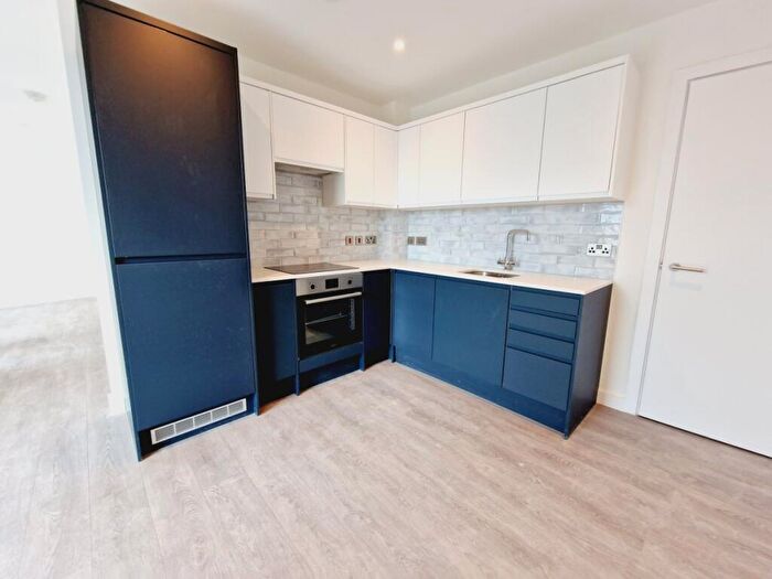 1 Bedroom Flat To Rent In A High Mead, HA1