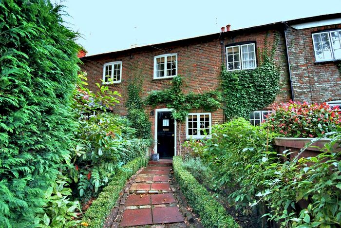 2 Bedroom Terraced House To Rent In Timber Close, The Hart, Farnham, GU9