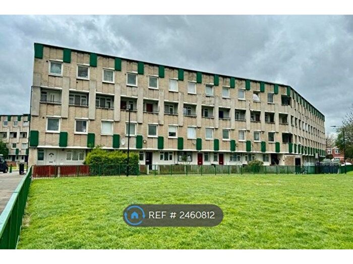 5 Bedroom Maisonette To Rent In Longman House, London, E2