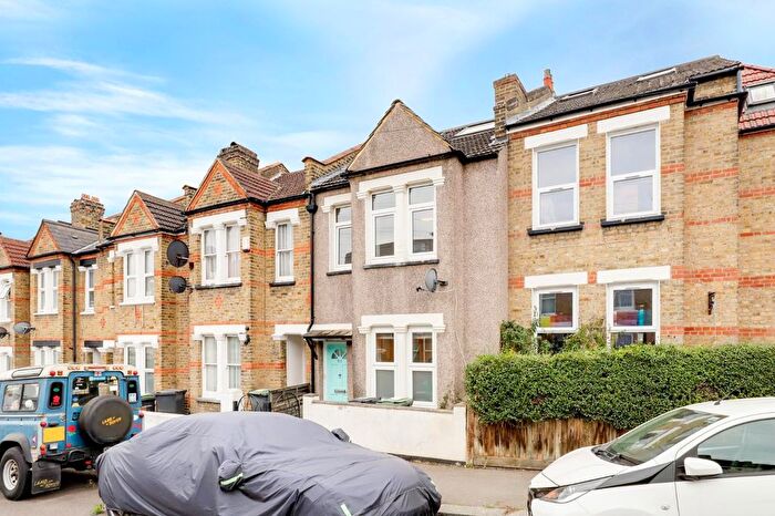 3 Bedroom Property For Sale In Highclere Street, Sydenham, SE26