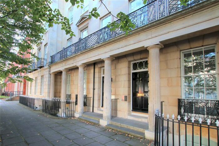 1 Bedroom Flat To Rent In London Road, Reading, Berkshire, RG1