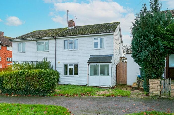 3 Bedroom Semi-Detached House To Rent In Gosforth Lane, Watford, Hertfordshire, WD19