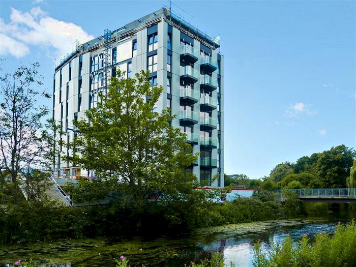 2 Bedroom Apartment To Rent In Century Tower, Shire Gate, Chelmsford, CM2