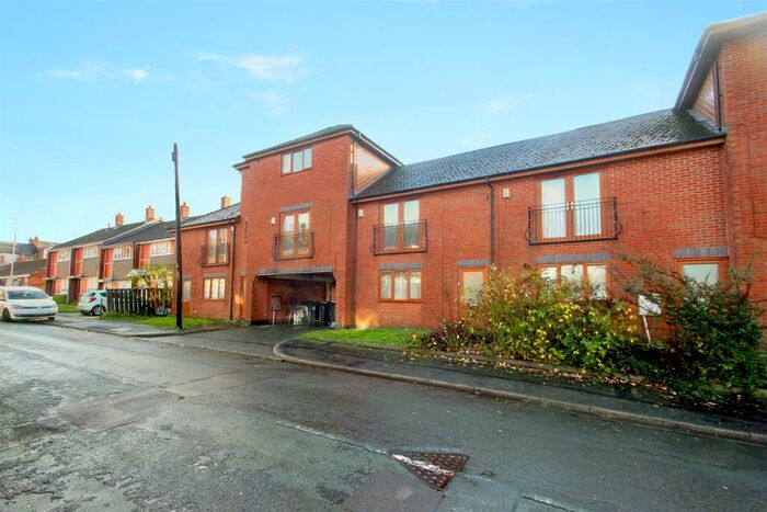2 Bedroom Flat To Rent In Sun Street, Shelton, Stoke-On-Trent, ST1
