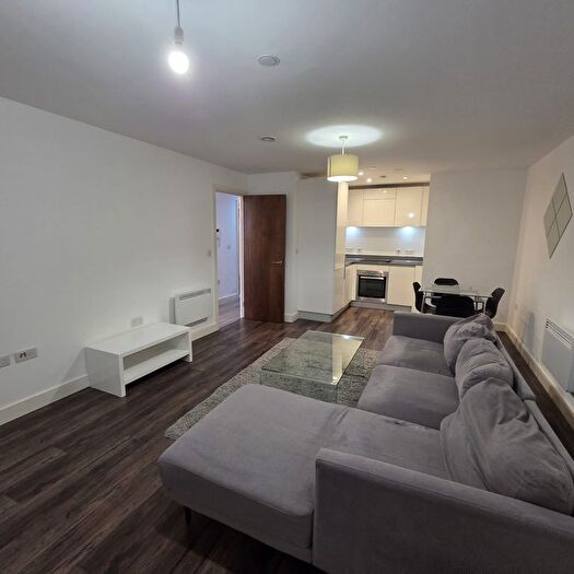 1 Bedroom Flat To Rent In Broad Street, Birmingham, West Midlands, B15