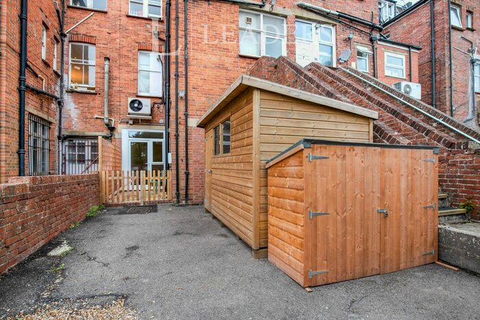 1 Bedroom Flat To Rent In Albert Terrace, Eastbourne, BN21