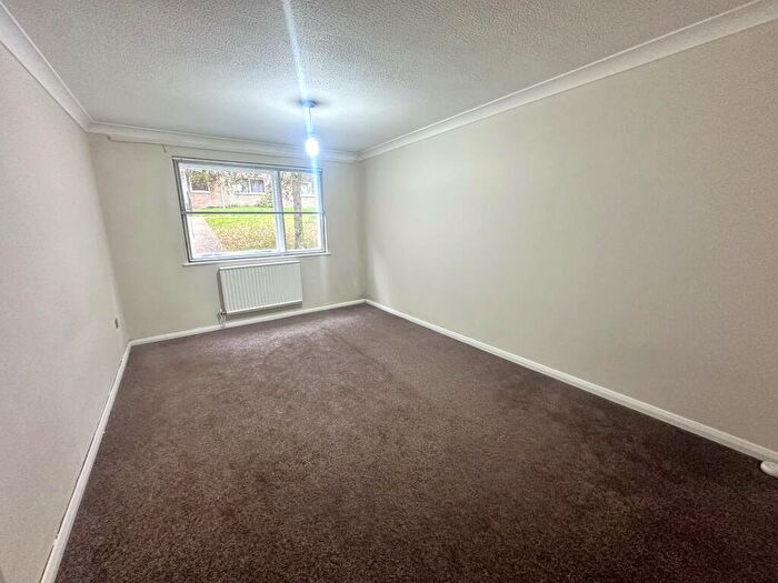 2 Bedroom Flat To Rent In Beauchamp Place, Oxford, OX4
