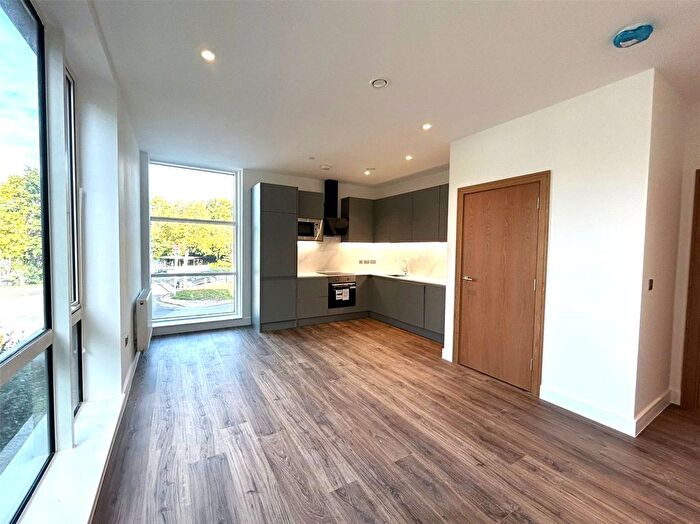 1 Bedroom Flat To Rent In Sheila House, Fleet, Hampshire, GU51