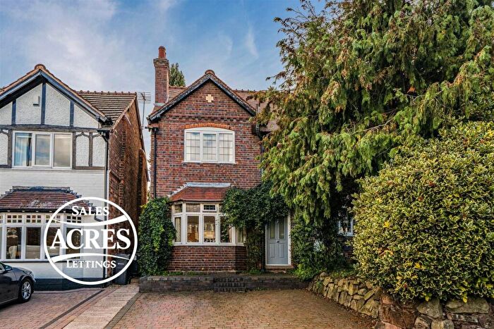 4 Bedroom Semi-Detached House For Sale In Tamworth Road, Sutton Coldfield, B75