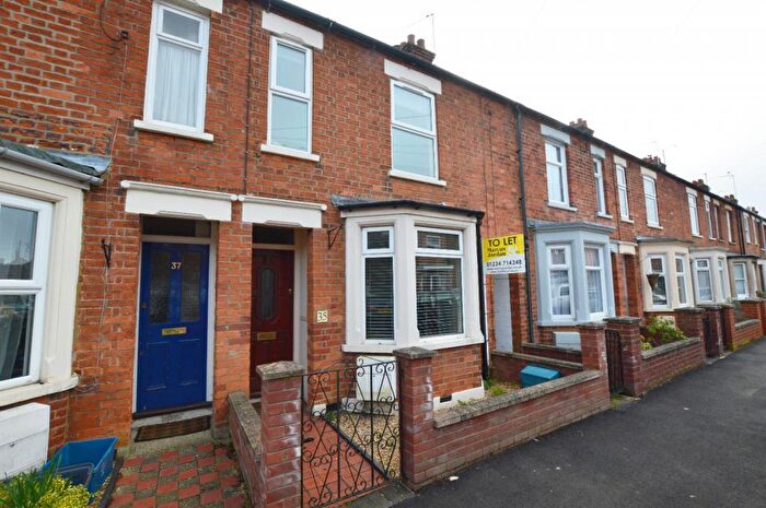 2 Bedroom Terraced House To Rent In Cowper Street, Olney, MK46