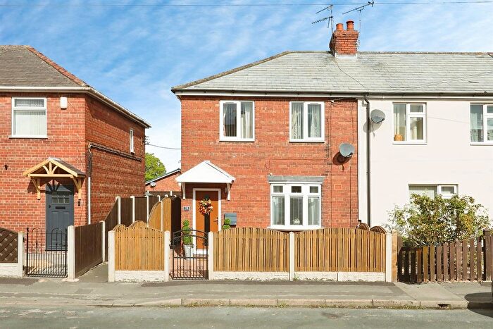 3 Bedroom Semi-Detached House For Sale In Springfield Road, Retford, DN22