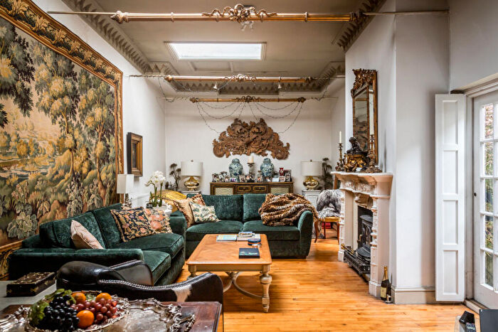 4 Bedroom Detached House For Sale In Church Street, Weybridge, Surrey, KT13