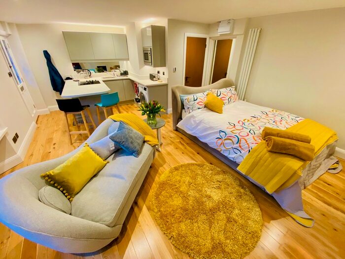 1 Bedroom Studio To Rent In Burlington Road, Redland, Bristol BS6