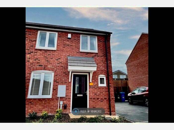 3 Bedroom Semi-Detached House To Rent In Littleover, Littleover, Derby, DE23