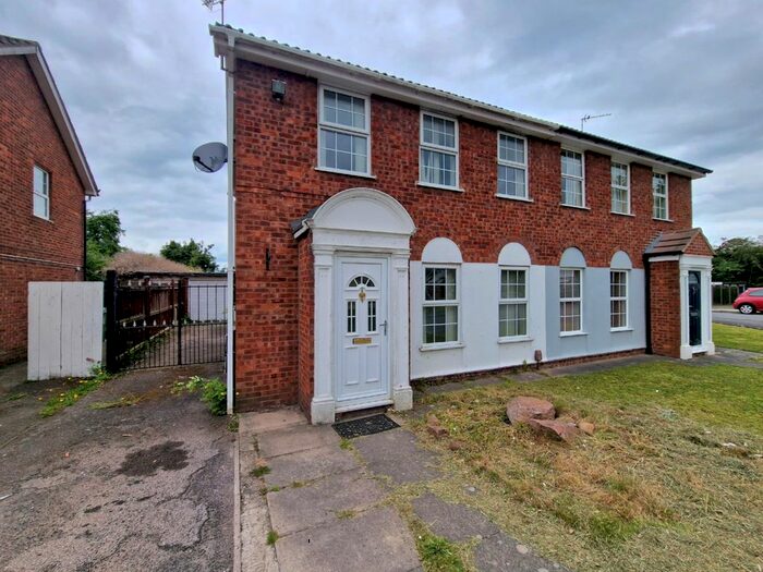 3 Bedroom Semi-Detached House To Rent In Abbotts Close, Syston, Leicester, LE7