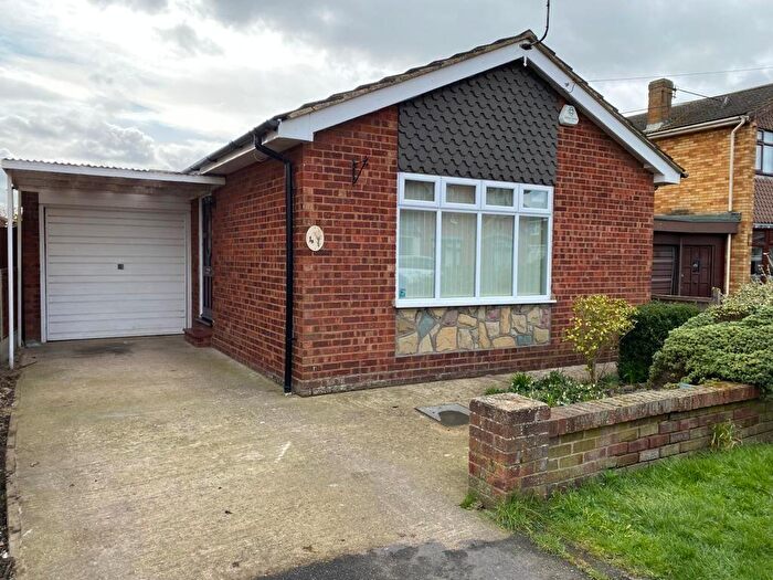 1 Bedroom Bungalow To Rent In B Arcadia Road, Canvey Island, SS8