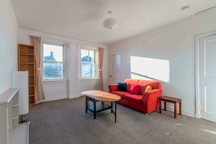1 Bedroom Flat To Rent In L &#; Richmond Place, Edinburgh, EH8