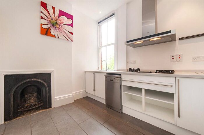 1 Bedroom Flat For Sale In Greencroft Gardens, South Hampstead, NW6