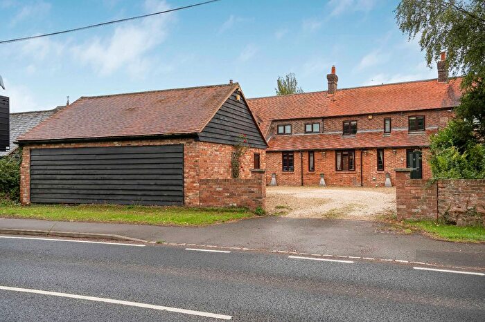 5 Bedroom Semi Detached House For Sale In Risborough Road, Kingsey, Aylesbury, Buckinghamshire, HP17