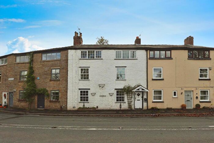2 Bedroom Terraced House To Rent In Rainow Road, Macclesfield, SK10