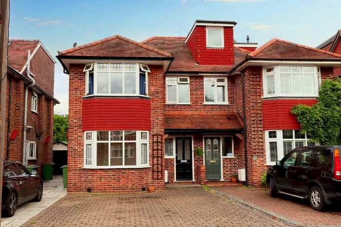 3 Bedroom Semi-Detached House To Rent In Cottimore Avenue, Walton-On-Thames, Surrey, KT12