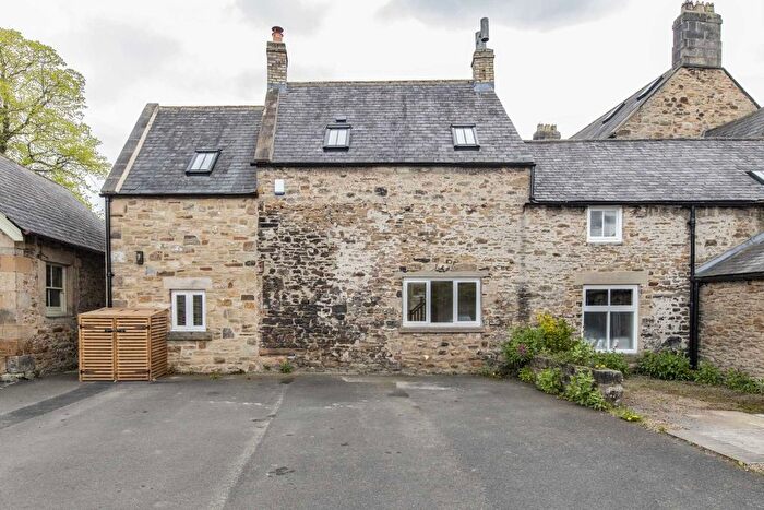 2 Bedroom Cottage To Rent In Main Street, Corbridge, NE45