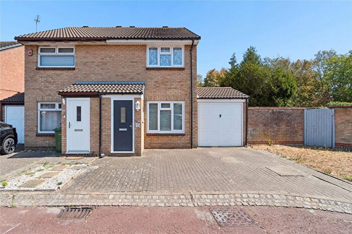 2 Bedroom Semi-Detached House For Sale In Bennions Close, Hornchurch, RM12