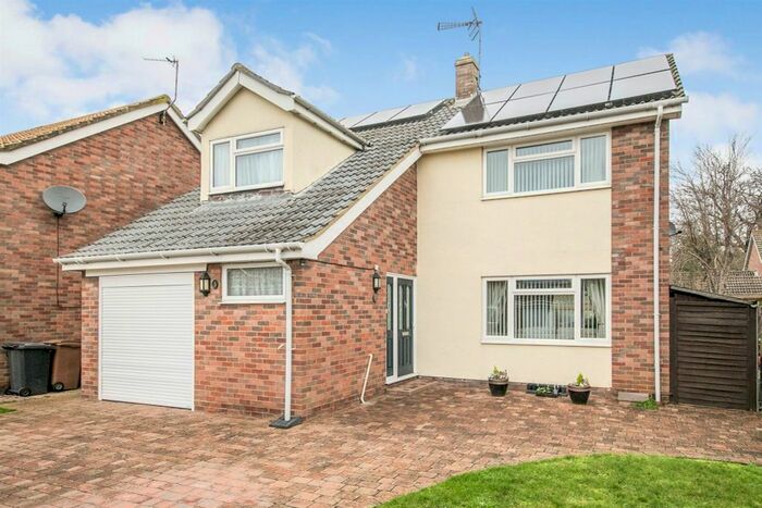 4 Bedroom Detached House For Sale In Veyses End, Stratford St. Mary, Colchester, CO7