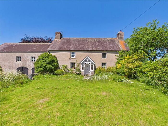 4 Bedroom Farmhouse To Rent In Llanarthne, Carmarthen, SA32