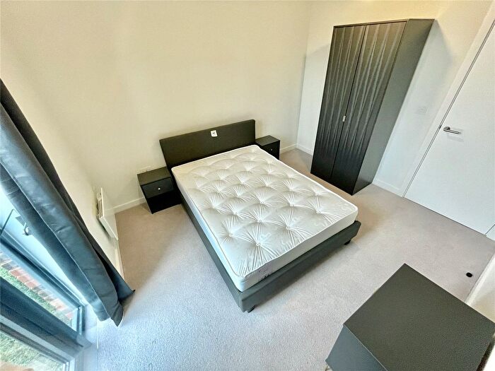3 Bedroom Flat For Sale In Mount Yard, Meadowside, Old Mount Street, Manchester, M4