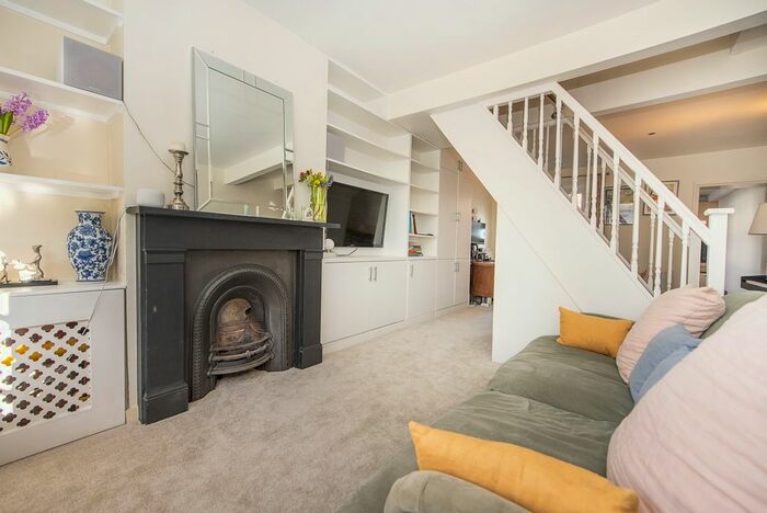 2 Bedroom Terraced House To Rent In Trinity Cottages, Richmond TW9
