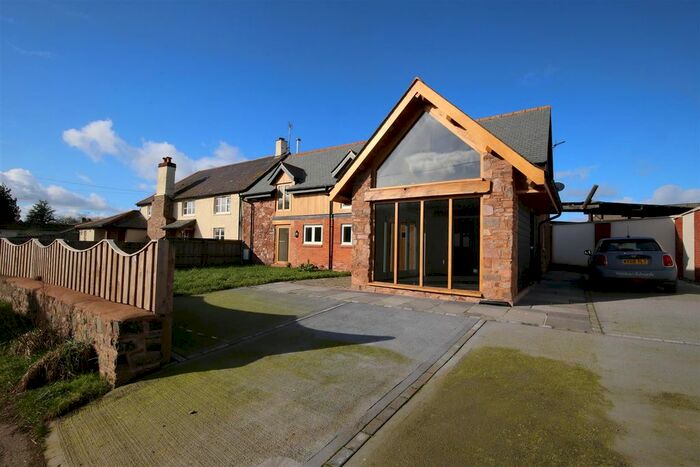 4 Bedroom Semi-Detached House To Rent In Crazelowman, Tiverton EX16