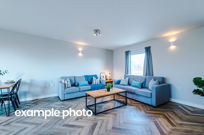 2 Bedroom Property To Rent In Flat, Mayfair Court, Manchester, M14
