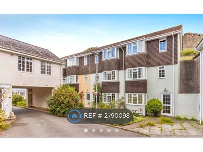 2 Bedroom Terraced House To Rent In Castle Court, Totnes, TQ9