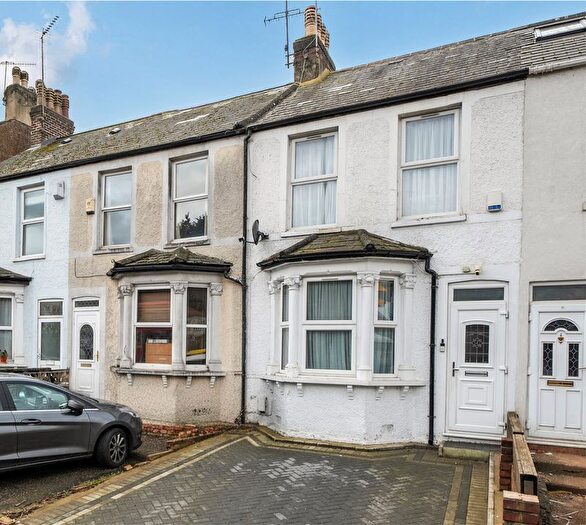 2 Bedroom Terraced House For Sale In Godstone Road, Whyteleafe, CR3