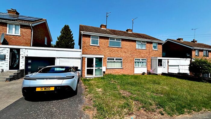 3 Bedroom Semi-Detached House To Rent In Ashby Drive, Rushden, NN10